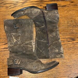 Born boots
